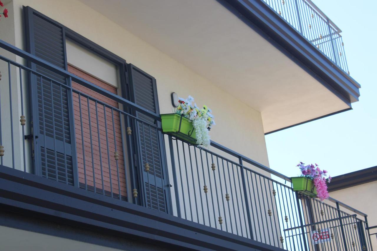 Villa Sicilia Apartment Catánia Buitenkant foto
